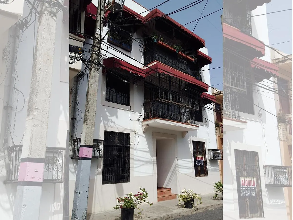 ZONA COLONIAL 2 habitaciones+wifi+balcon apartamento completo Santo Domingo 0*,  Repubblica Dominicana
